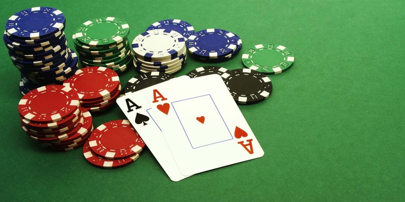 Luật thi đấu Poker quốc tế tân thủ cần nắm